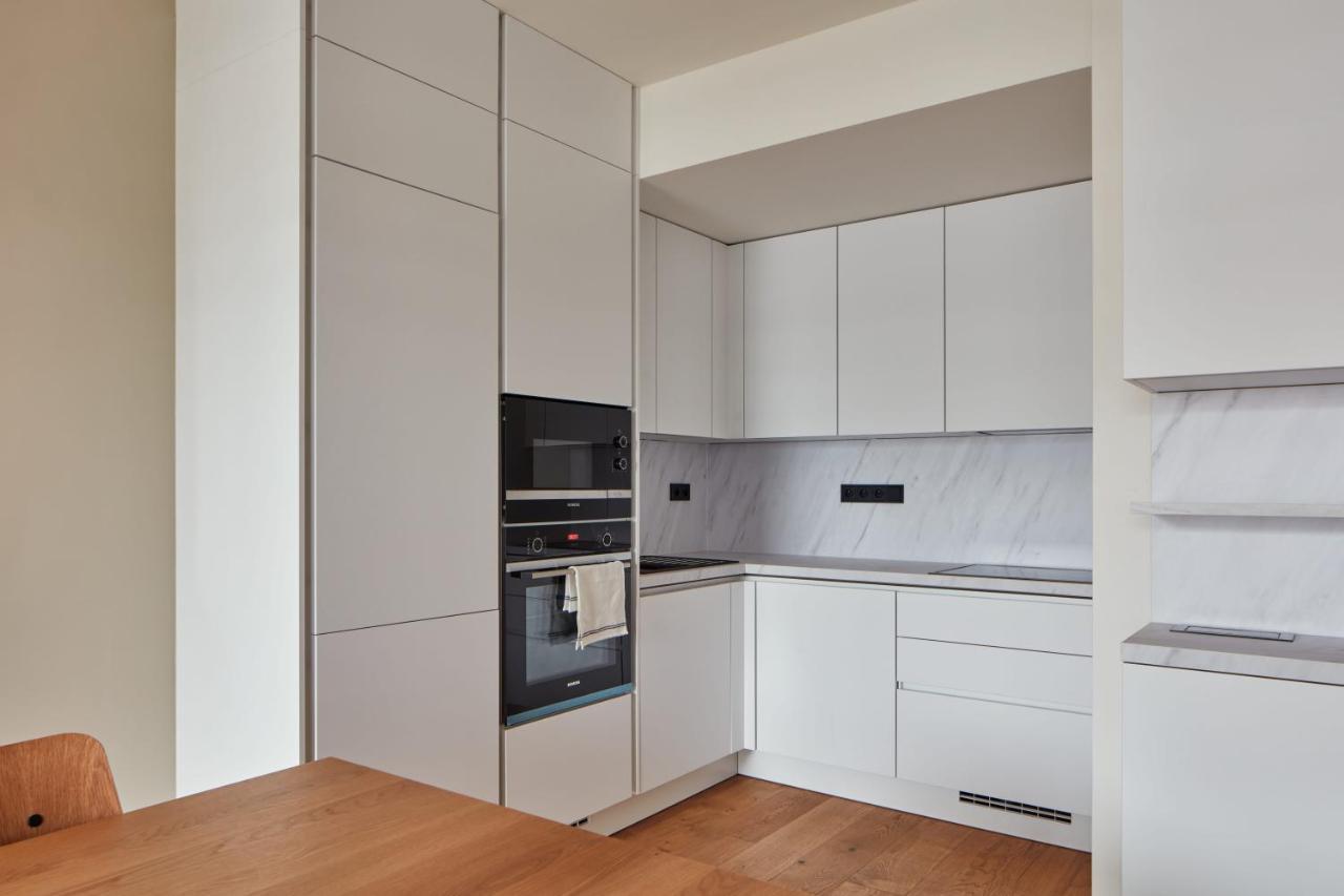 Prague Days - Designer Apts - Garage - Terrace - Easy City Access Exteriör bild